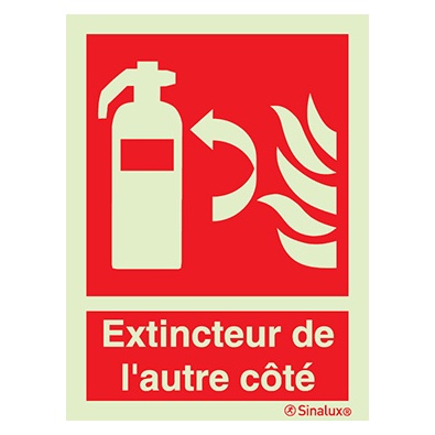 Signalisation drapeau, extincteur de l’autre côté avec texte (ISO 7010), PVC photoluminescent